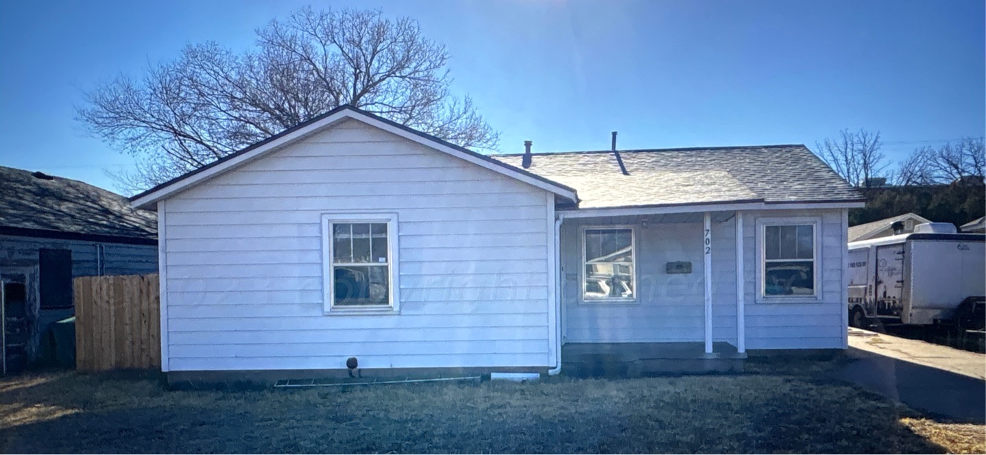 702 Sunset Terrace